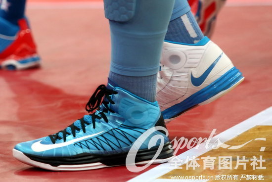 CBA�P�U�ɫn�趤���� MVP�����L��ө�����y�c