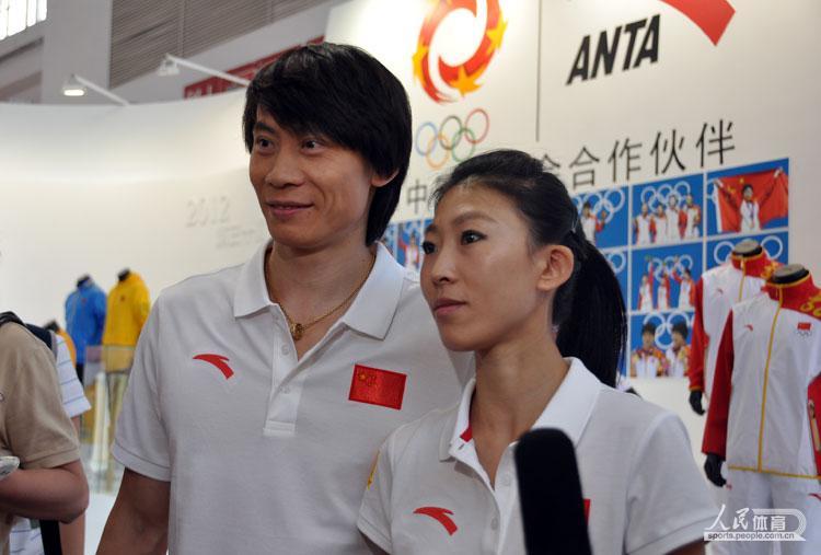 ����/١�������岩��