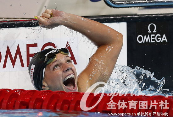 高清：女子50米蛙泳决赛 俄罗斯埃菲莫娃夺冠【5】