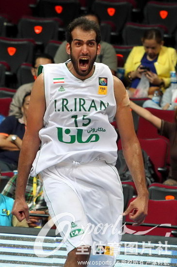 亚锦赛-哈达迪20分8篮板伊朗大胜约旦晋级四强