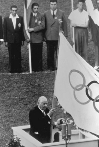       ˹¡ˣʰίϯ1942-1952꣩ﾶ˶ԱңȫٺЭᡣ1912˹¸Ħ˻Ҫ֯ߣ׽ҵﾶϻϯ        ͼΪ195283գ˹¡ϯڶʮĽڰ˻ıĻʽ»緢 