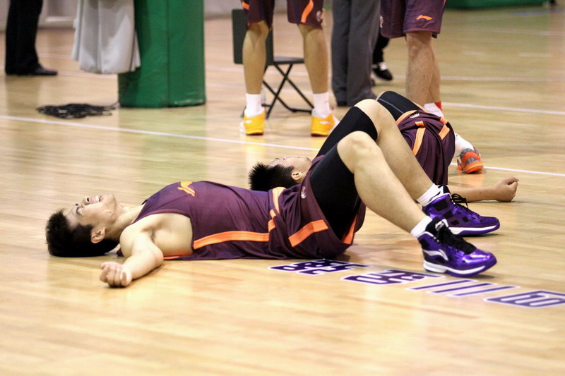 ʹ֡1022գ2013-2014CBA⣬ڶרٶԣ϶Աе