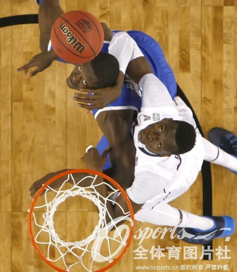 NCAA�ܾ���-�����Ҹ�60-54ʤ������ ���ʷ���Ĺ�(��ͼ)��7��