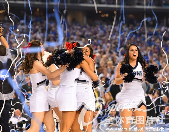 NCAA�ܾ���-�����Ҹ�60-54ʤ������ ���ʷ���Ĺ�(��ͼ)��4��
