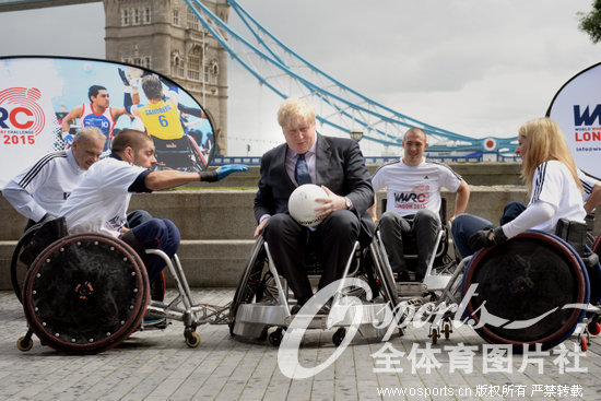 组图:世界轮椅橄榄球赛即将举行 伦敦市长亲自