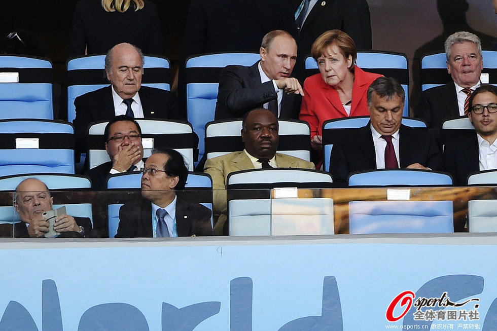 高清:巴西世界杯决赛 默克尔普京等政要出席- 