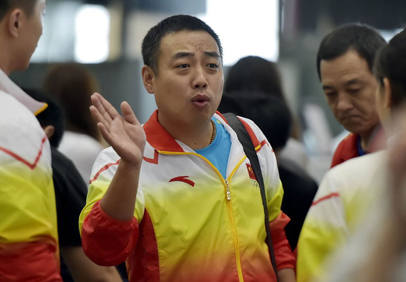 刘国梁率领中国乒乓队踏上仁川亚运征程