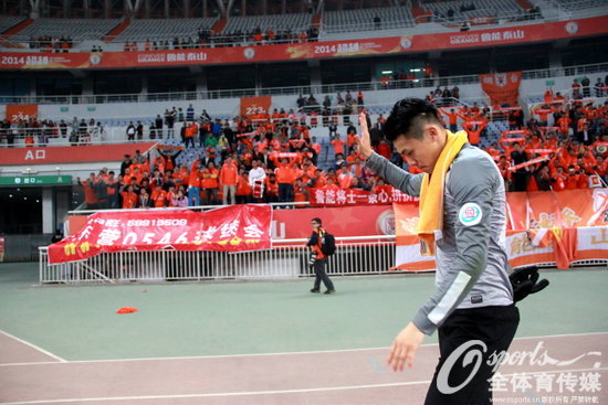 2014年4月2日，2014年亚冠联赛E组小组赛，山东鲁能2-4负浦项制铁。