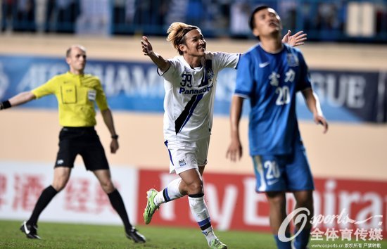 2015年4月22日，2015年亚冠联赛F组，广州富力0-5惨败大阪钢巴。