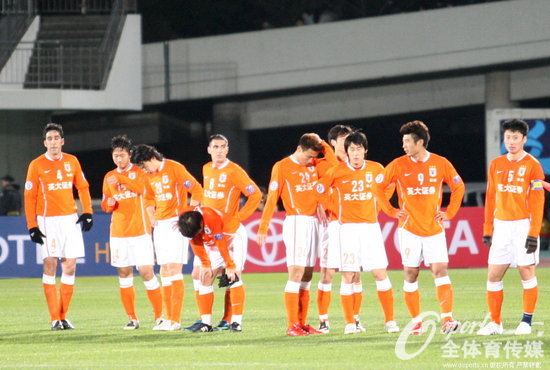 2009年3月10日，2009年亚冠联赛F组，山东鲁能0-3不敌大阪钢巴。