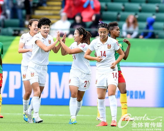 组图:女足世界杯 中国队1-0胜喀麦隆晋级八强