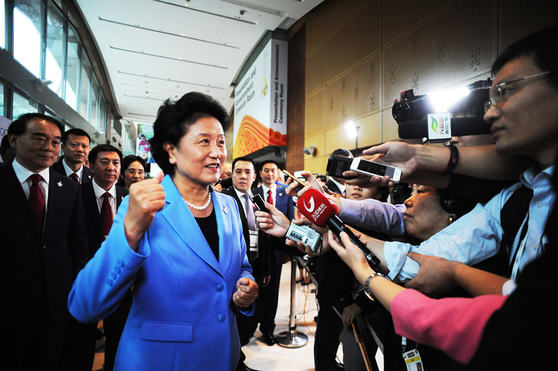 北京獲勝后，劉延東接受媒體採訪。