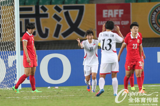 东亚杯-李冬娜王珊珊破门 中国女足2-3负朝鲜遭两连败