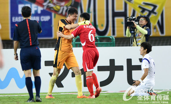 東亞杯-多次錯失破門良機 韓國0-0戰平朝鮮【4】