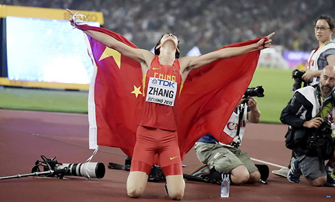 高清：男子跳高决赛 中国选手张国伟夺得银牌
