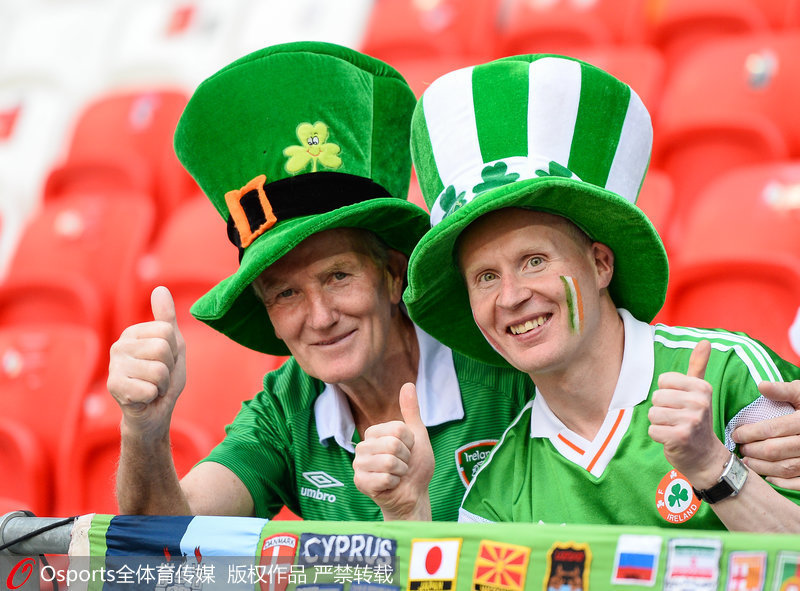 愛爾蘭球迷激情助威