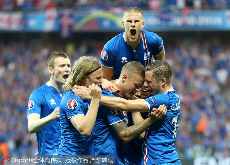 冰島隊歡慶勝利