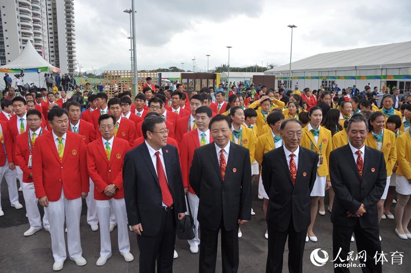 中國代表團舉行升旗儀式 人民網記者楊磊攝