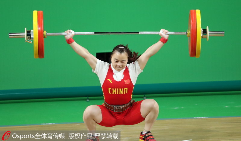 高清:女子举重53公斤级 黎雅君零成绩失金