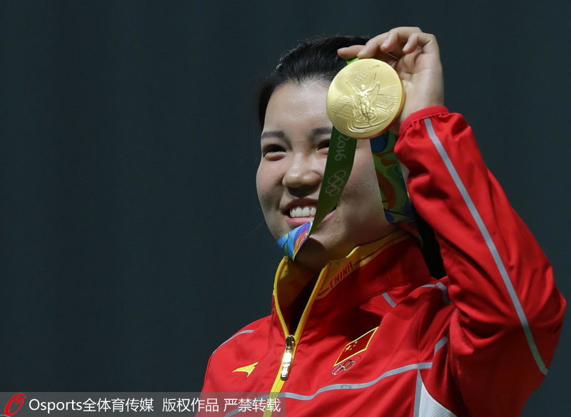 里约奥运会第二日综述:中国豪取三金 泳池再起