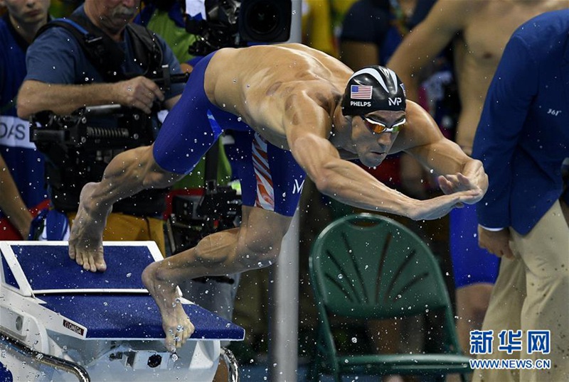 巴西當地時間8月7日晚上，在2016年裡約奧運會游泳比賽男子4x100米自由泳接力決賽中，美國隊以3分09秒92的成績奪冠。菲爾普斯獲第19金。