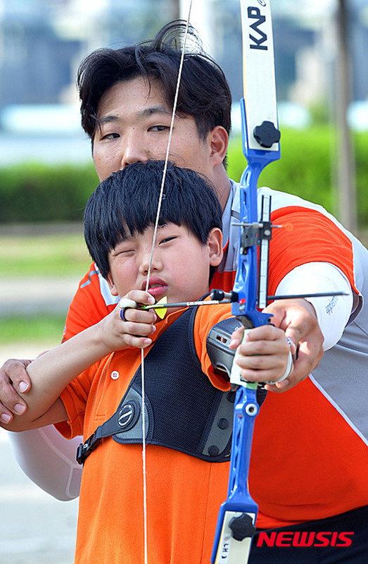 射箭是許多韓國小朋友的夢想。