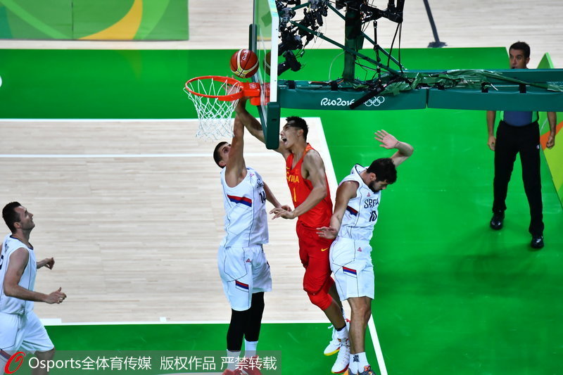 巴西當地時間8月14日晚上，在2016年裡約奧運會男籃預賽中，中國60：94負塞爾維亞。