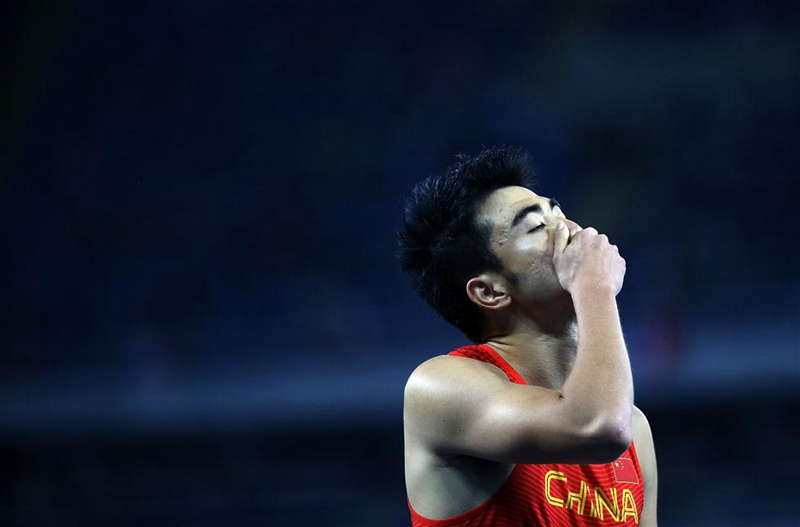 巴西當地時間8月15日晚上，在2016年裡約奧運會田徑男子110米欄預賽中，中國選手謝文駿以13秒69的成績排名小組第七，無緣半決賽。 新華社記者李明攝