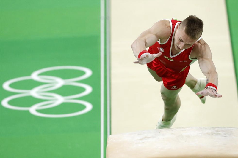 巴西當地時間8月15日下午，在2016年裡約奧運會體操男子跳馬決賽中，俄羅斯選手阿布裡亞金獲得亞軍。新華社記者沈伯韓攝