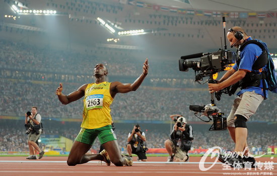2008年北京奧運會，博爾特以19秒30創造了當時的200米世界紀錄，整個鳥巢為之瘋狂。