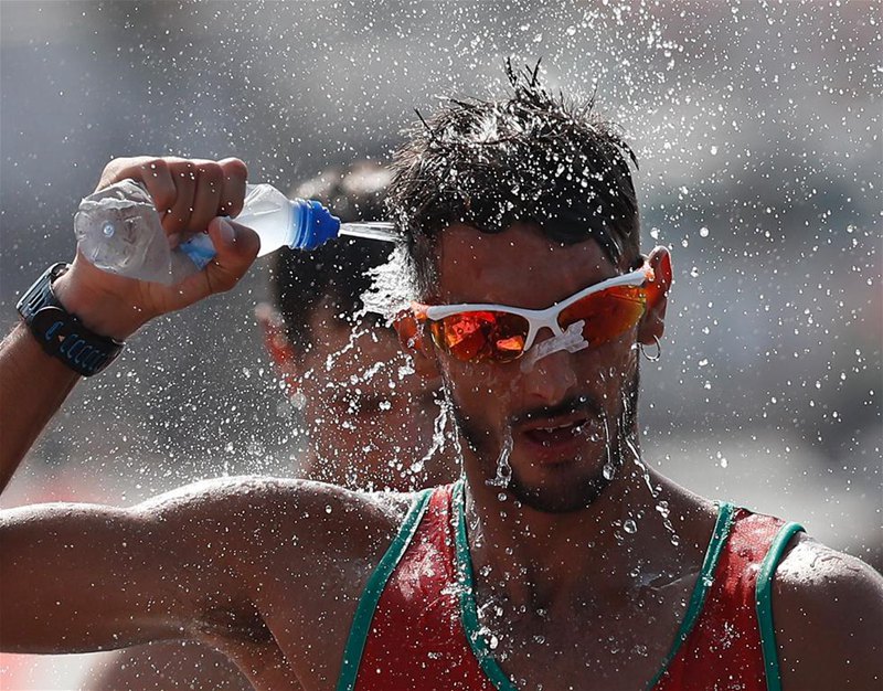 巴西当地时间8月19日上午，在2016年里约奥运会田径男子50公里竞走比赛中，葡萄牙选手卡瓦略获得第35。新华社记者王丽莉摄
