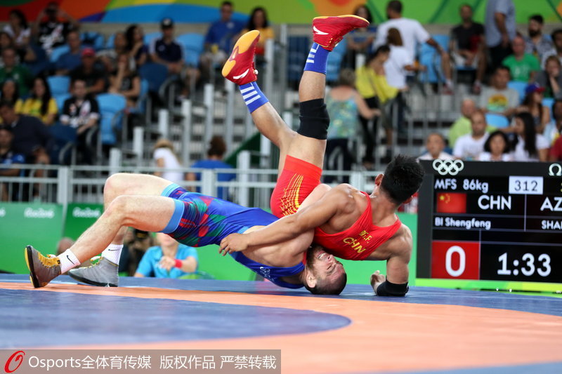 巴西当地时间8月20日上午，在2016年里约奥运会摔跤男子86公斤级八分之一决赛中，中国选手毕胜峰无缘晋级。