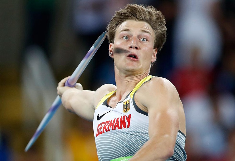 巴西当地时间8月20日晚上，在2016年里约奥运会田径男子标枪决赛中，德国选手罗赫勒以90米30的成绩夺冠。 新华社记者王丽莉摄