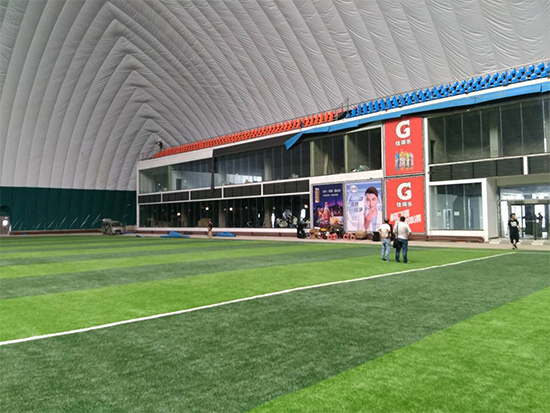 東北首座FIFA標准氣膜球場完成充氣 8月底正式開放【3】