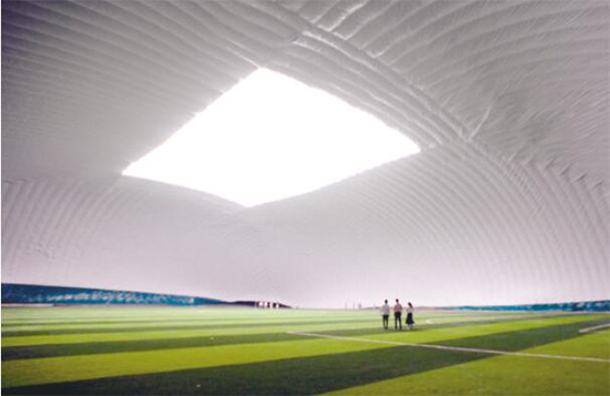 東北首座FIFA標准氣膜球場完成充氣 8月底正式開放【5】