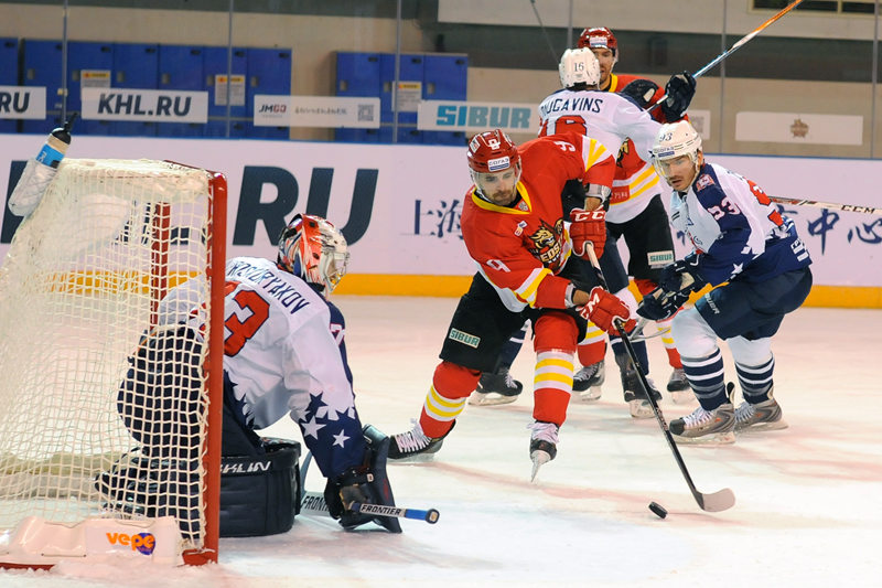 KHL昆侖鴻星主場2-4負勁旅魚雷 連勝勢頭遭終結