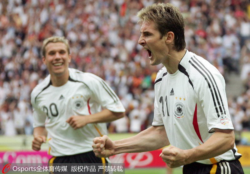 2006年世界杯德國點殺阿根廷，克洛澤慶祝進球