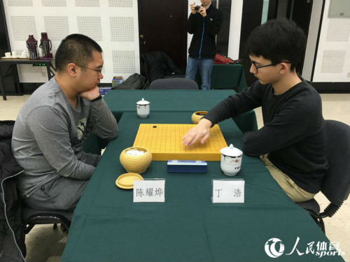 中国围棋名人战8强产生：陈耀烨爆冷出局，柯洁顺利晋级