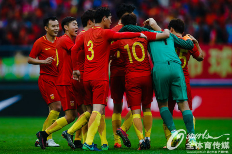 组图;中国男足5-4击败克罗地亚 夺中国杯季军