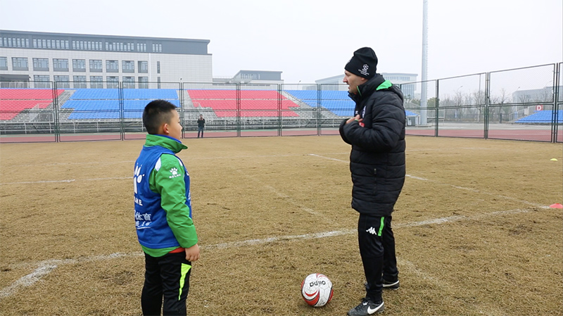 诺伊维尔:改变中国足球现状,只能从改变青训开