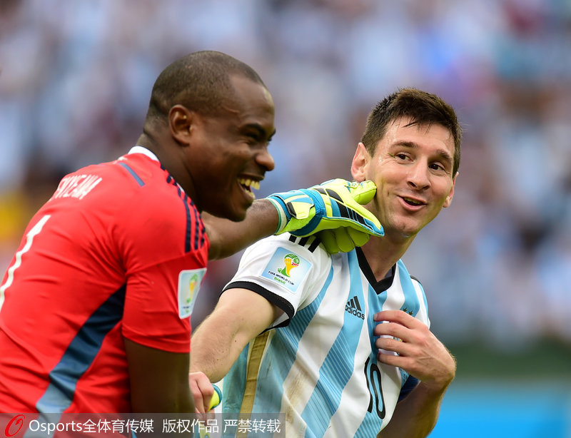  2014年巴西世界杯F組 尼日利亞隊守門員恩耶亞馬“惡搞”阿根廷隊梅西