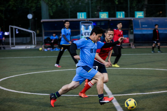 首屆“國超杯”足球賽在京舉行