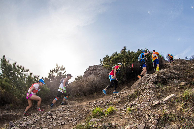 组图:2017TNF100北京国际越野跑挑战赛