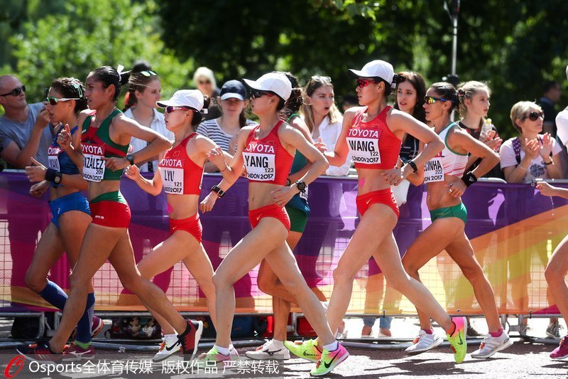 三名中國選手是女子20公裡競走賽場上的風景線