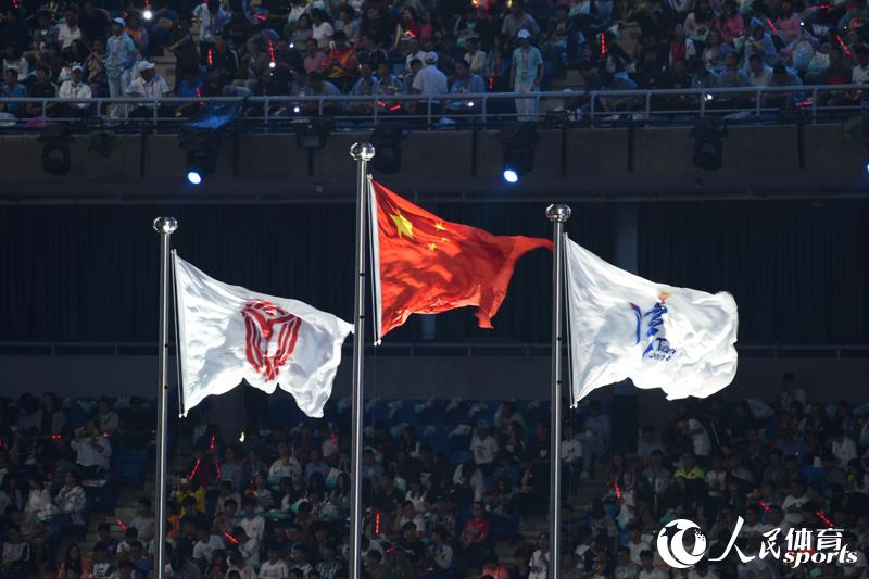 高清：第十三屆全運會開幕式舉行 升旗儀式