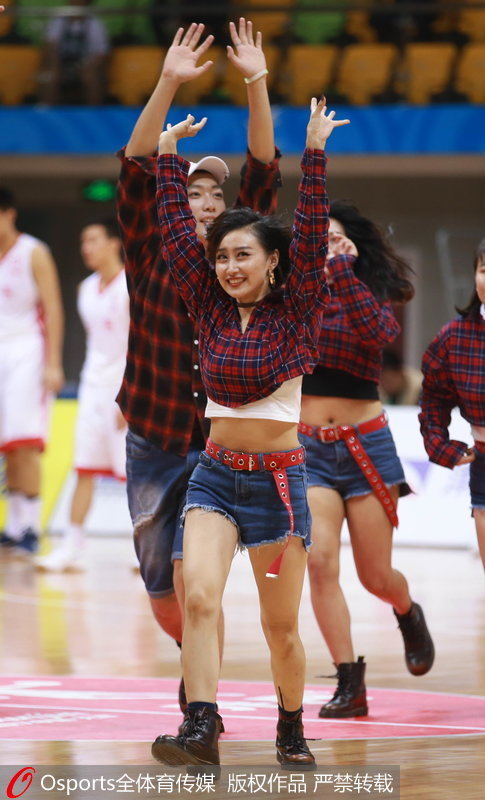 組圖：全運會U18男籃決賽 廣東vs山東 啦啦隊熱舞助陣【5】