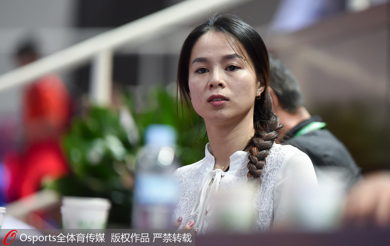 8月29日，第十三屆天津全運會女子蹦床決賽的現場，黃珊汕在看台觀賽