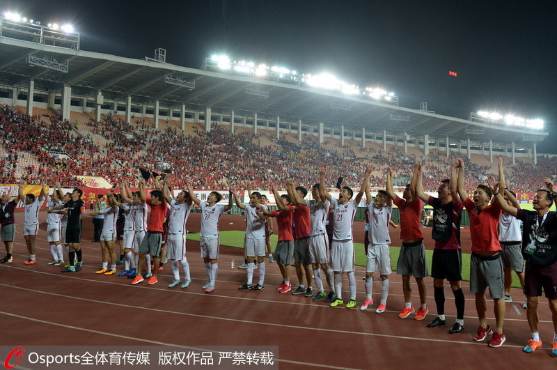 上港隊賽后集體慶祝首次殺入亞冠4強