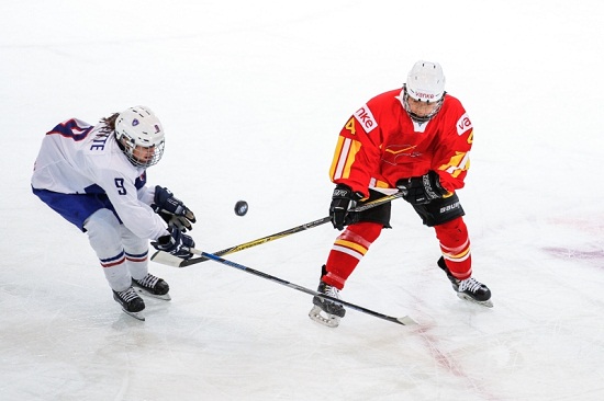 少年强则中国强 昆仑鸿星构建冰球青训体系