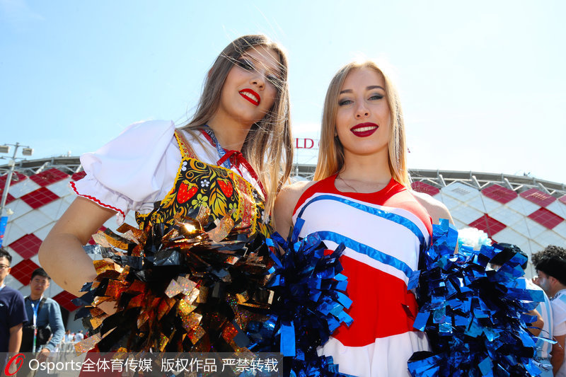 �����ഺ�������Ů����